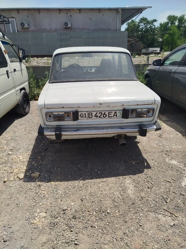 Продам жигули 2106 белого цвета, 1987 года