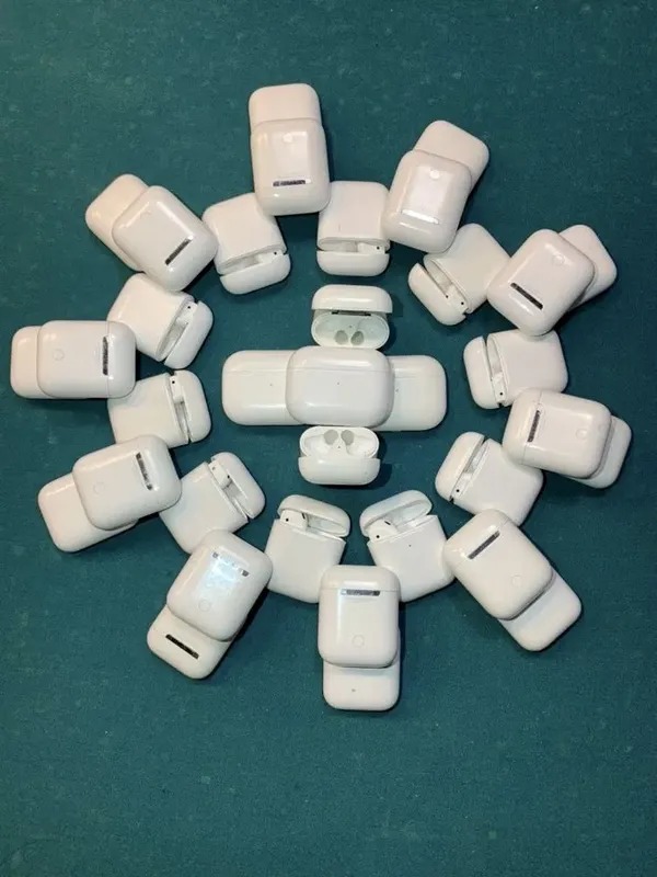 Airpods 1/2.1/2.2/Pro/Pro 2/3 кейс,case,футляр,чехол,box,Наушники L/R — фото 3