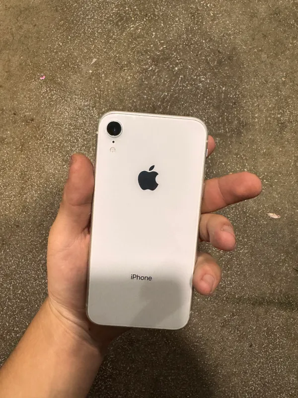 Iphone xr srochna sotiladi 64gb yomkst100% uslinni — фото 3