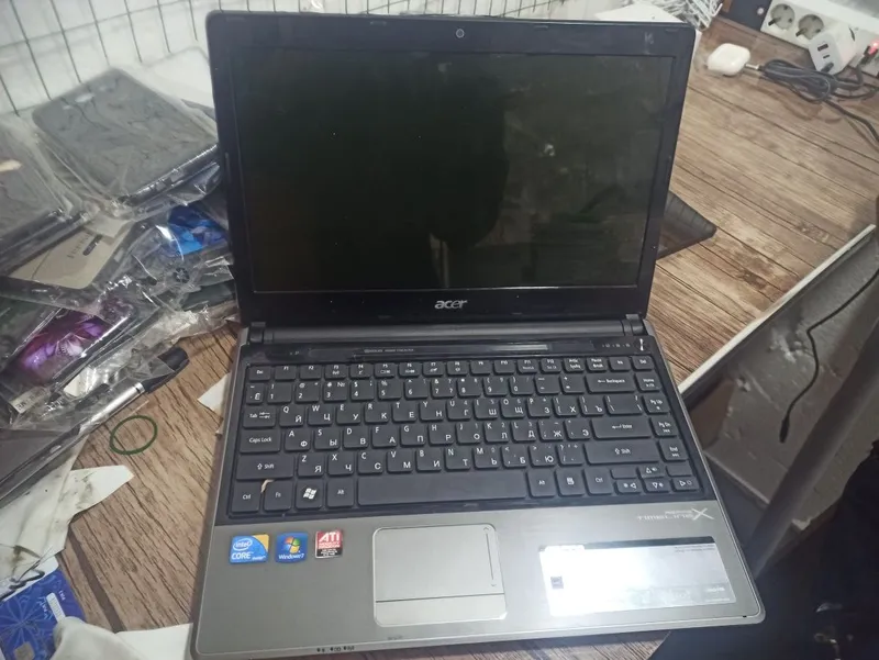 Noutbuk acer i3 tosh — фото 1