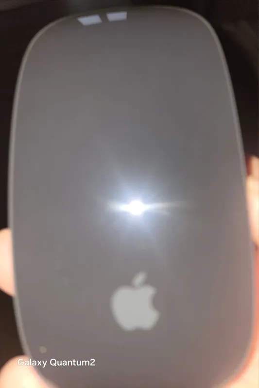 Apple Magic Mouse 3 black lighting 5