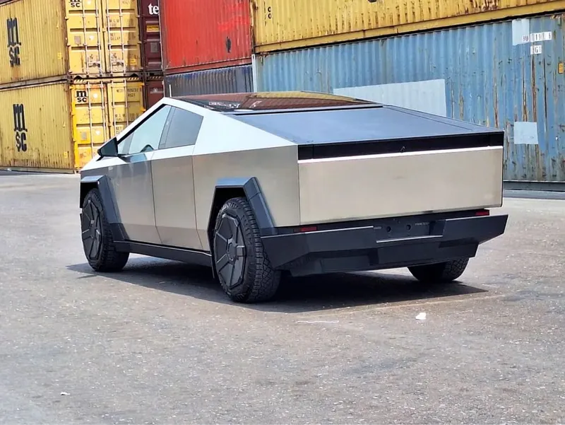 Tesla cybertruck — фото 2