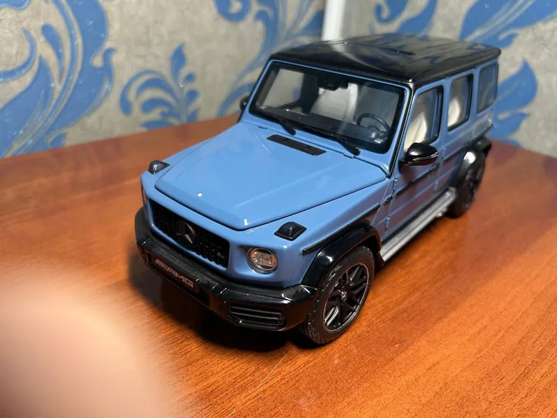 Модель авто 3 Модель авто 3