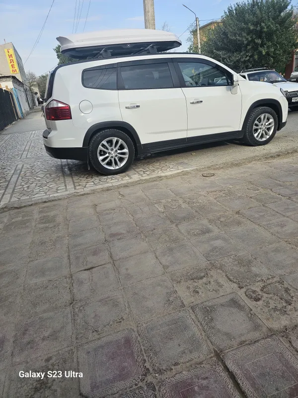 Автомобиль ОРЛАНДА