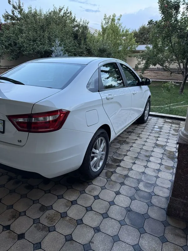 Lada Vesta Sedan — фото 2
