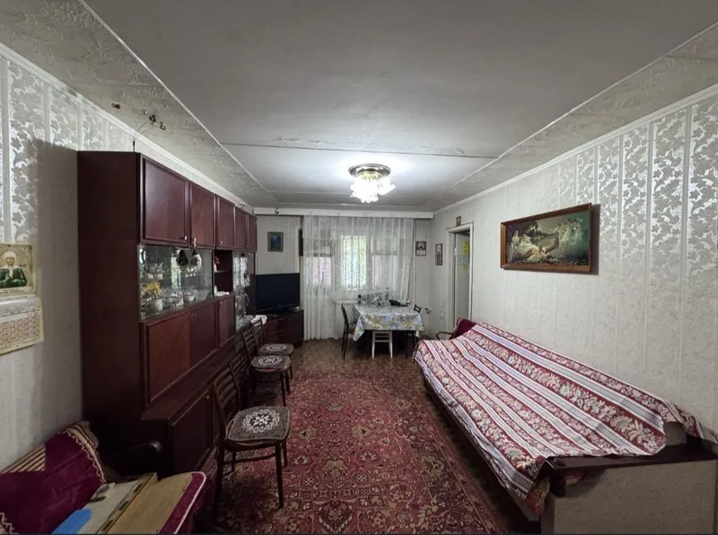 Продаю 3/3/4 болкон 2х6 массив Ялангач, ЭКО базар