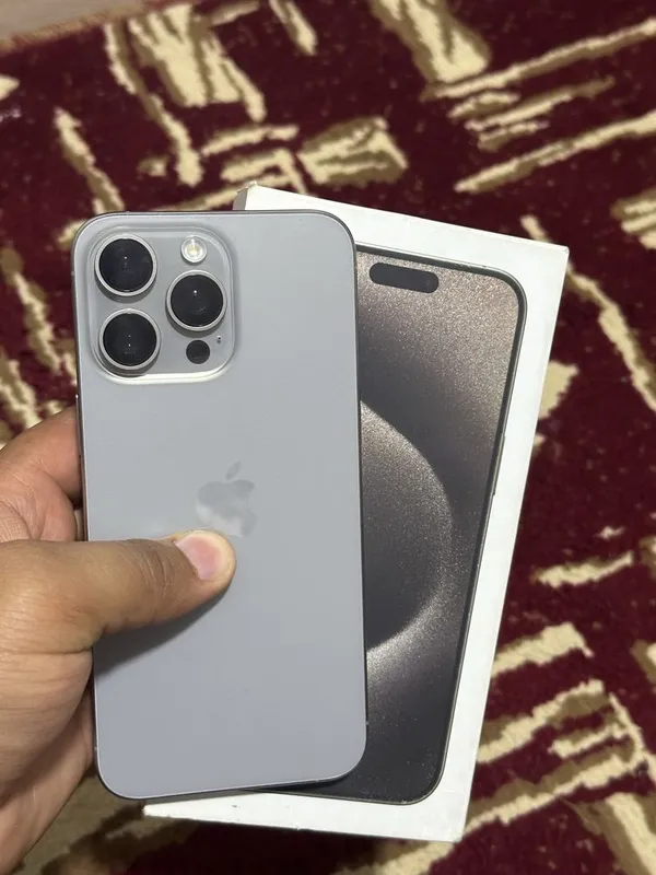 Iphone 15 pro max 256 srochnoo sotiladi!
