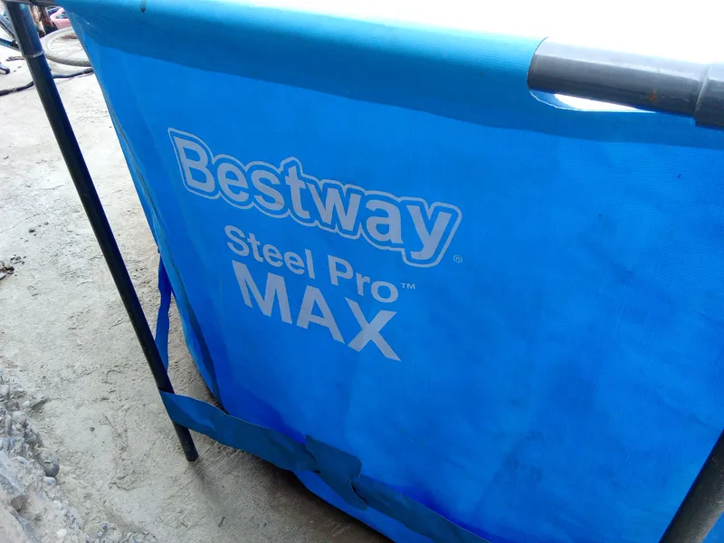 Продаётся бассейн BESTWAY STEEL PRO MAX 7-тонный 4 Продаётся бассейн BESTWAY STEEL PRO MAX 7-тонный 4