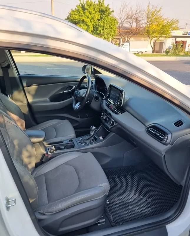 Продаётся Hyundai i30 5 Продаётся Hyundai i30 5