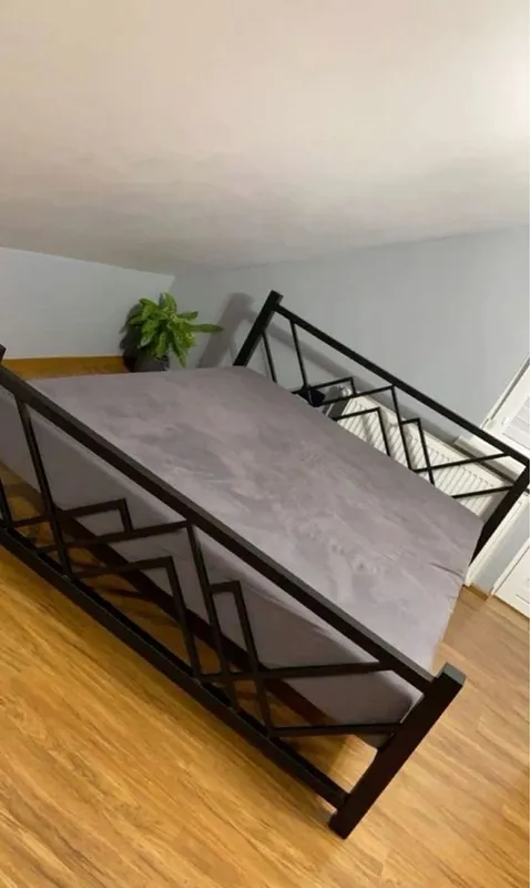 Buyurtma asosida loft uslubidagi karavotlar 1 Buyurtma asosida loft uslubidagi karavotlar 1