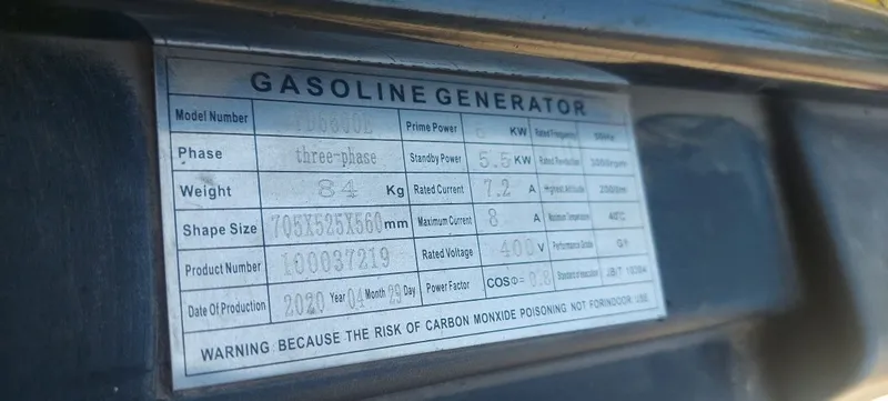 YD6600E 5.5 kW 3 fazali generator sotiladi — фото 2