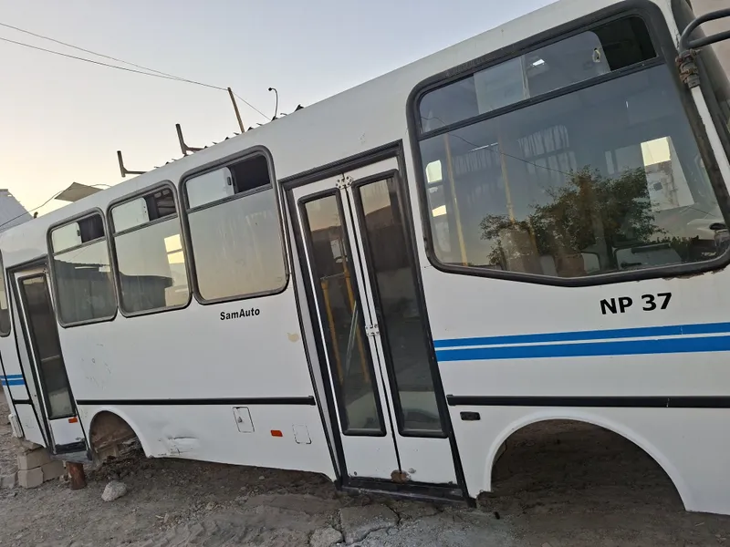 Автобус кузов сотилади 1
