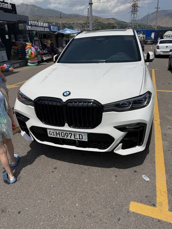 Продам свой Bmw x7 i40 Full. Официльная 1 Продам свой Bmw x7 i40 Full. Официльная 1