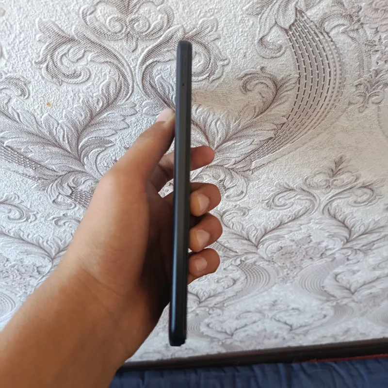Продаётся телефон Redmi 12, цена 800 тысяч сум 4