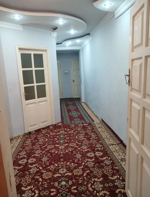 Uy egasi bilan, tartibli odamlarga 1