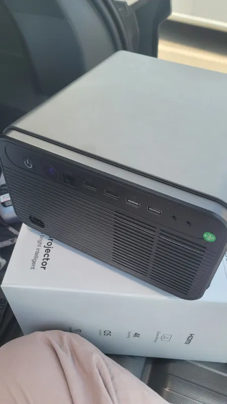 4K Led projector 20 metrdan yoritib beradi — фото 2