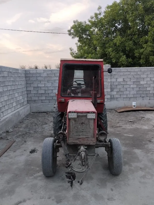 T25 traktor pat pat