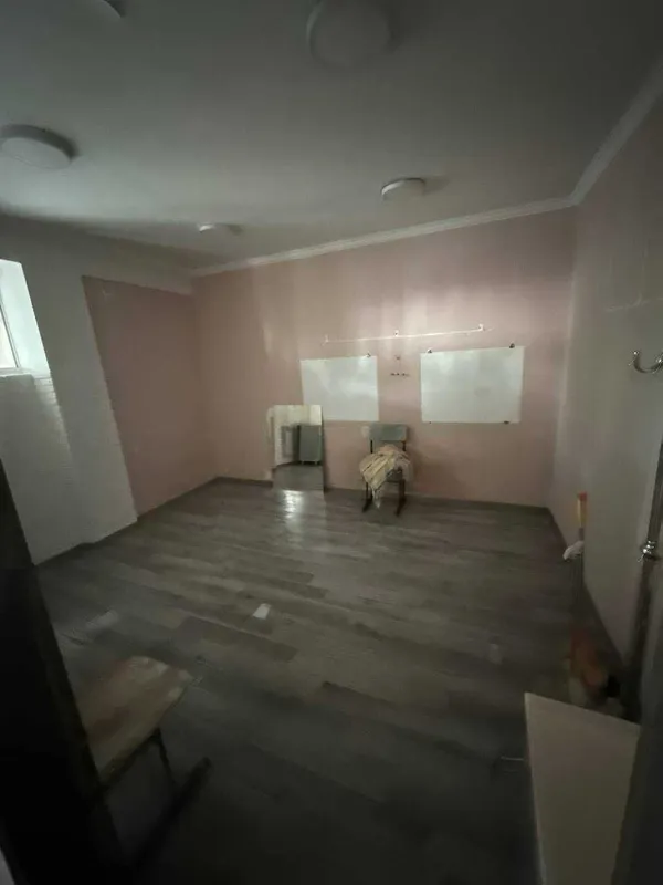 Срочно сдается офис нежилой 40кв.м по ул Бобура за 800уе — фото 3