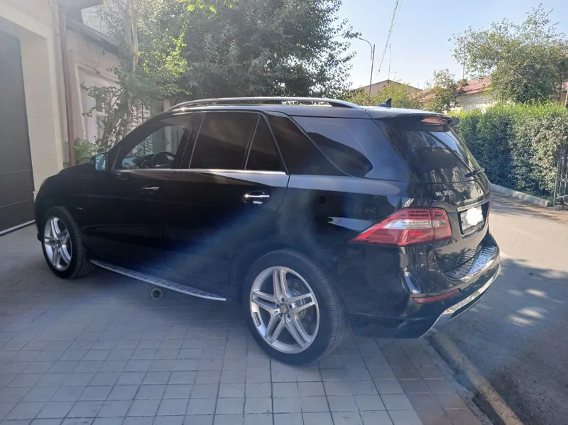 Mercedes ML 350 4 Matic 2012 BlUEEFFICIENCY 2 Mercedes ML 350 4 Matic 2012 BlUEEFFICIENCY 2