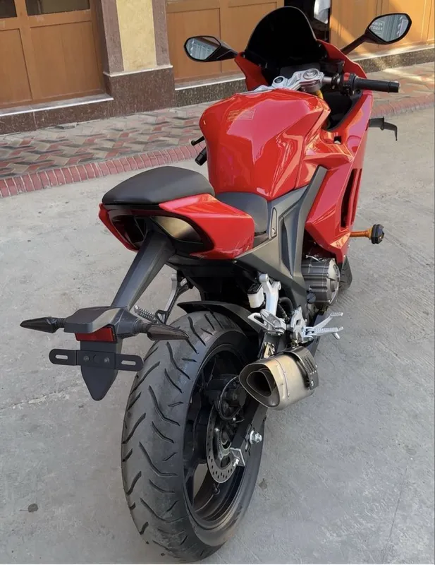 мотоцикл ducati panigali 400куб — фото 1