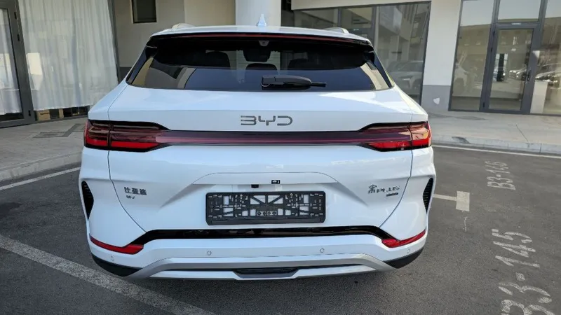 BYD Champion 605 full 9 BYD Champion 605 full 9