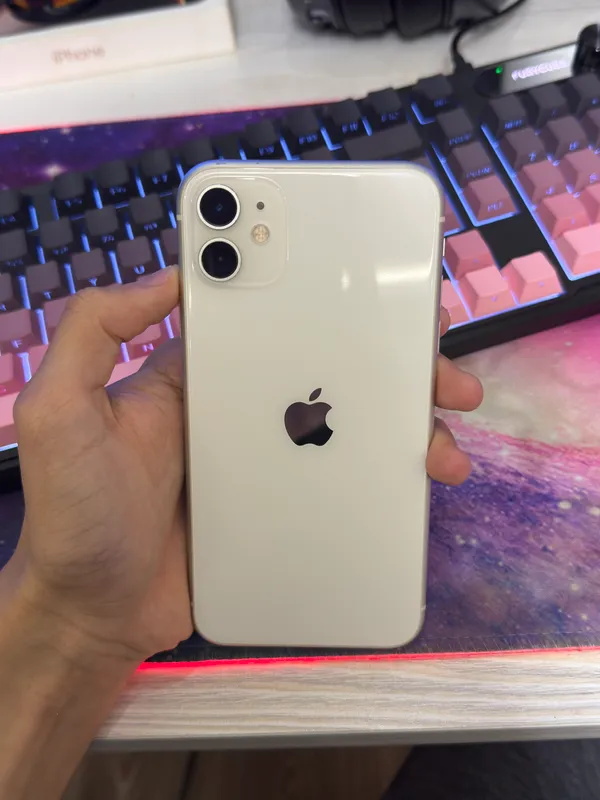 IPhone 11 3