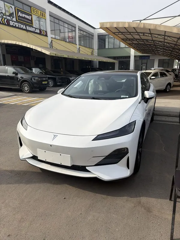 Changan Deepal Sl03 — фото 1