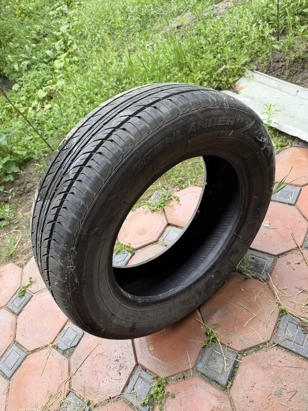 Grenlander 225/60 R 17 balon xoladi yaxshi sotiladi — фото 1