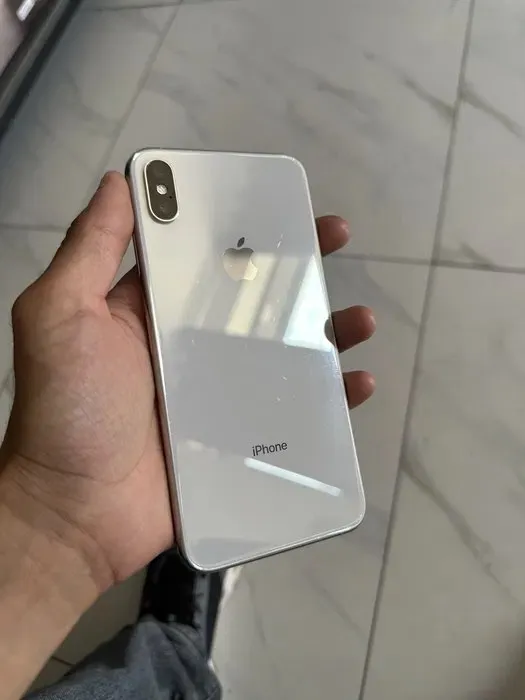 Обменяю IPhone XS Max 256GB 2
