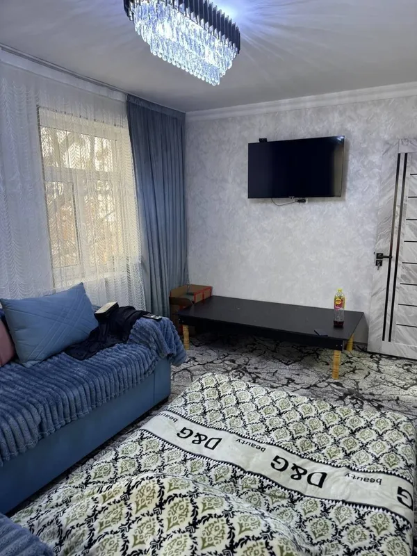 2 xonali kvartira sotiladi 4