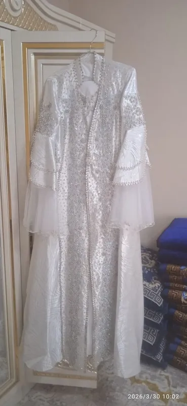 Kelinlik libosi ansanbil