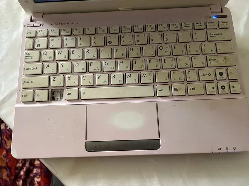 ASUS Eee PC 1015PW (netbouk) 6 ASUS Eee PC 1015PW (netbouk) 6