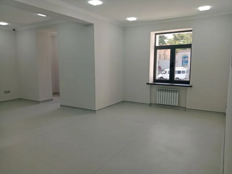 Продаётся Здание под Клинику. 8