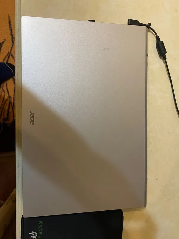 ACER aspire 3 R7 5000 1 ACER aspire 3 R7 5000 1