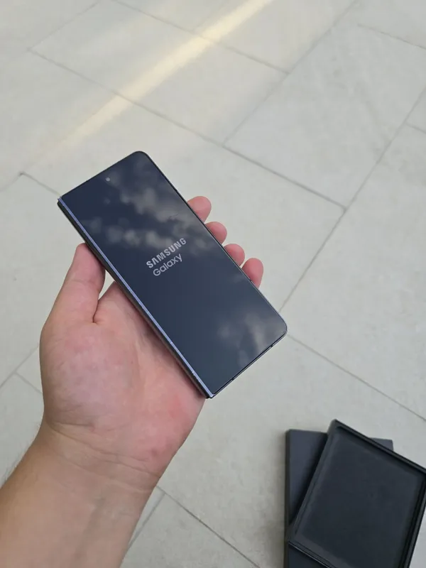 Samsung z fold 5 Ideal Vietnam 2 ta sim 12/256gb 3 Samsung z fold 5 Ideal Vietnam 2 ta sim 12/256gb 3