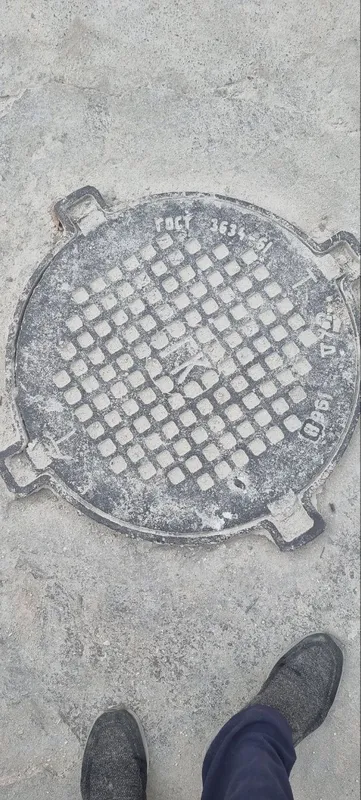 Kanalizatsiyaning qopqoği 2 Kanalizatsiyaning qopqoği 2