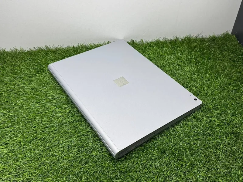 Microsoft noutbuk / i5 7300U / 8GB RAM / 256GB SSD Microsoft noutbuk / i5 7300U / 8GB RAM / 256GB SSD