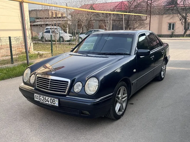 Mercedes E230 AMG 7 Mercedes E230 AMG 7