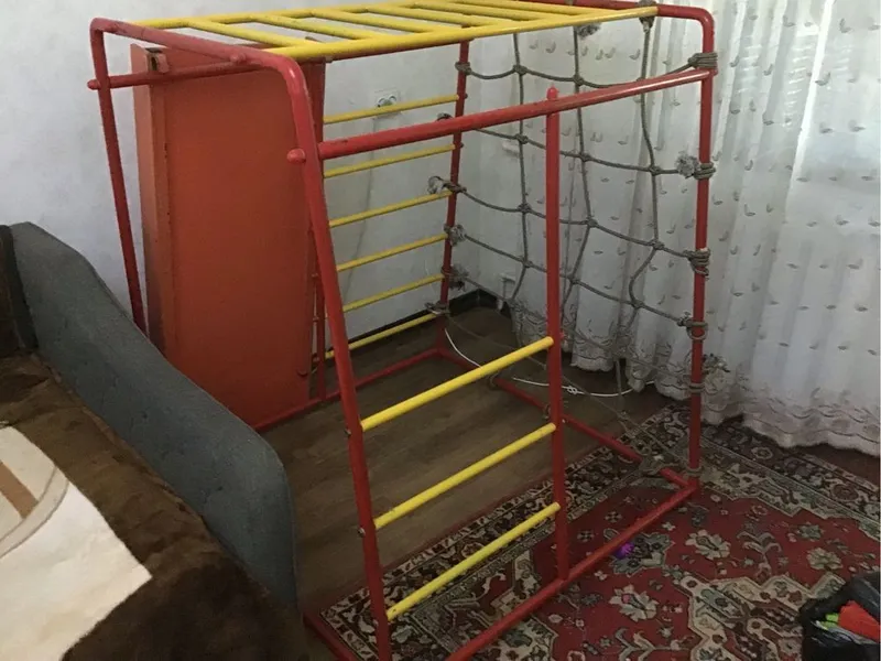 Продаю детский спортивный комплекс 2