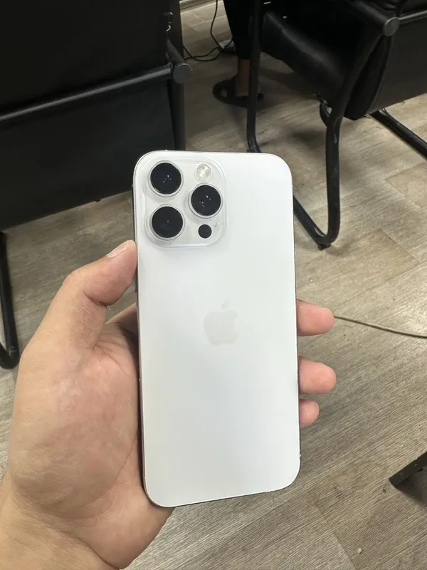 Iphone 16pro max srochni sotiladi 1 Iphone 16pro max srochni sotiladi 1