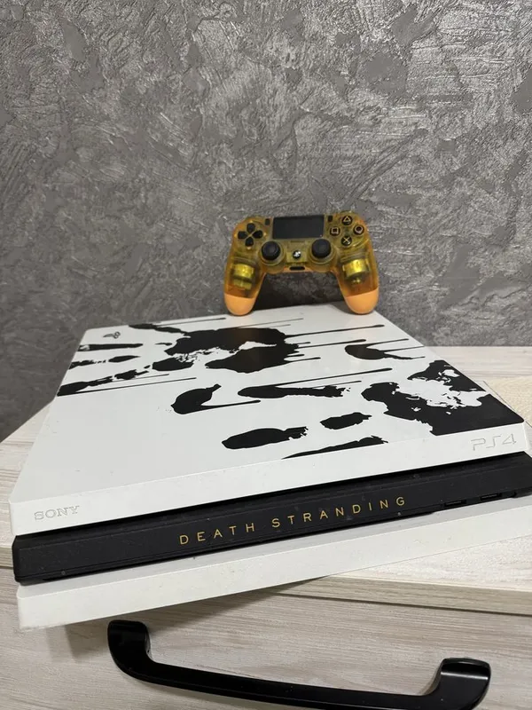 Лимитированный PS4 Pro Death Stranding Limited Edition 2 Лимитированный PS4 Pro Death Stranding Limited Edition 2