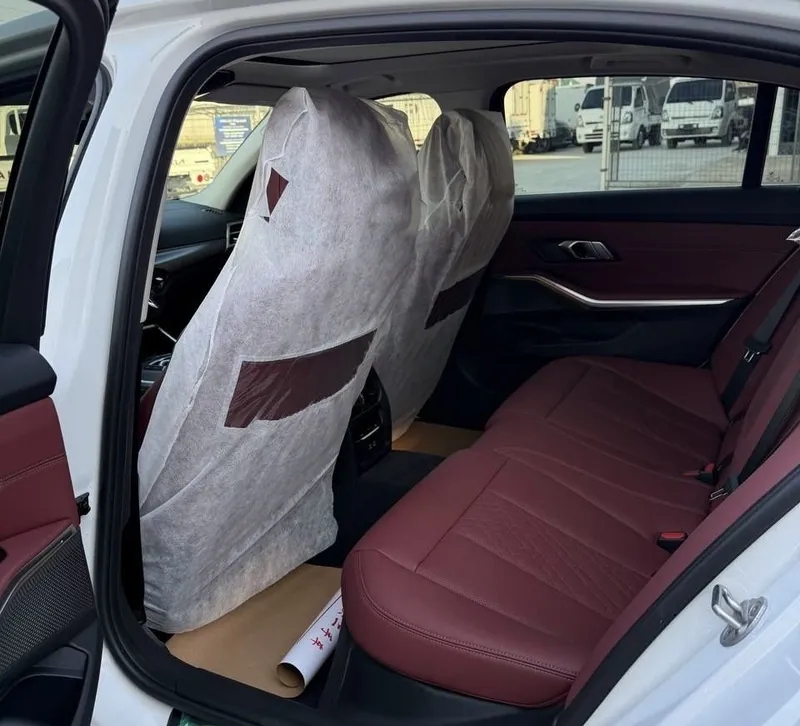 BMW i3 35L edrive 2026 rest 4 BMW i3 35L edrive 2026 rest 4