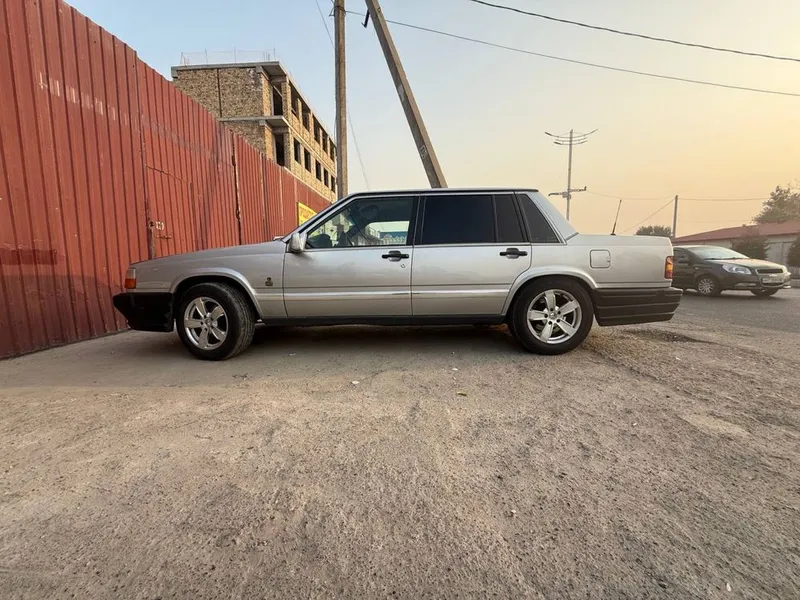Volvo 740 GL 3
