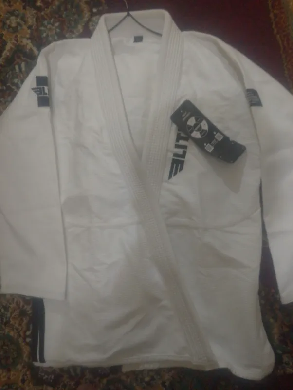 karate kiyim zakaz yangi Amerikan original — фото 1
