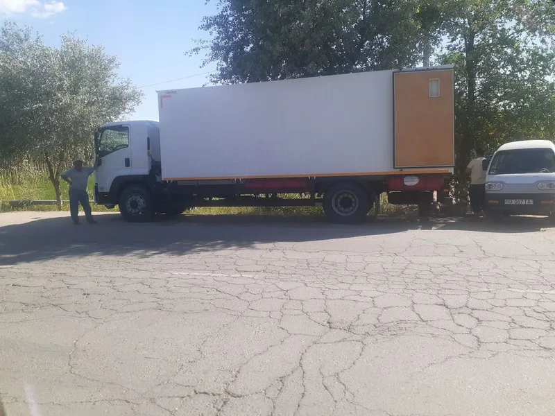 Tayyor Isuzu sotiladi yili 2023 prabek 10 ming 2