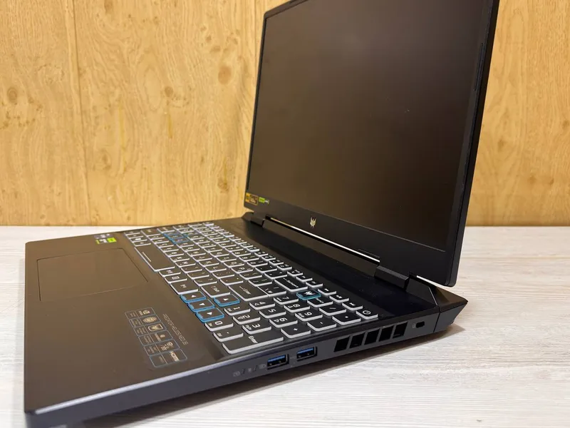Игровой ноутбук Acer Predator — фото 1
