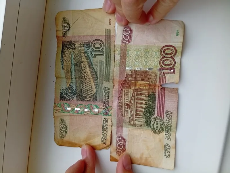 Продаются монета и медаль 2 Продаются монета и медаль 2