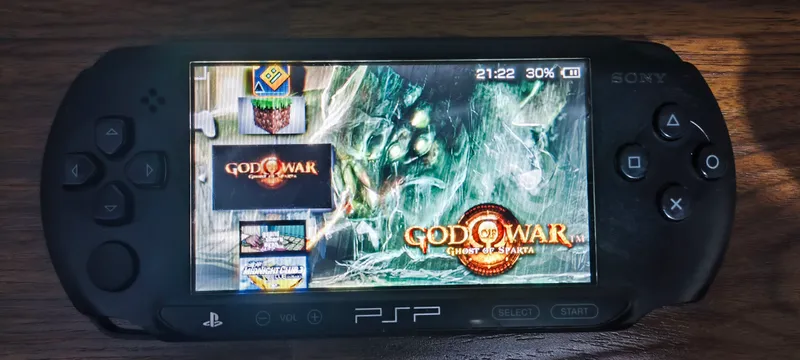 Psp street (E1008), holati yaxshi, 10 dan ortiq o‘yin bor 8 Psp street (E1008), holati yaxshi, 10 dan ortiq o‘yin bor 8