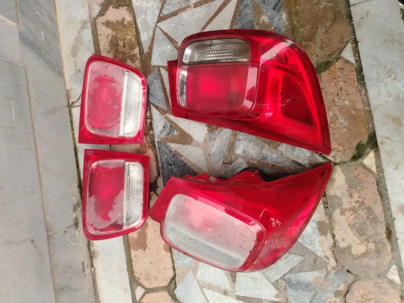 (Malibu 1) orqa stoplari