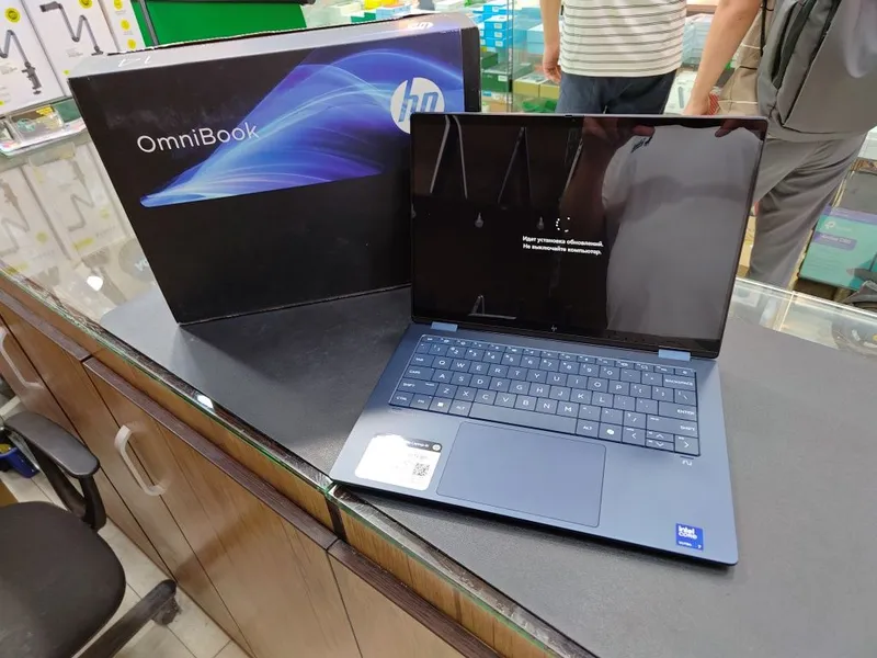 HP Omnibook x Flip 1 HP Omnibook x Flip 1